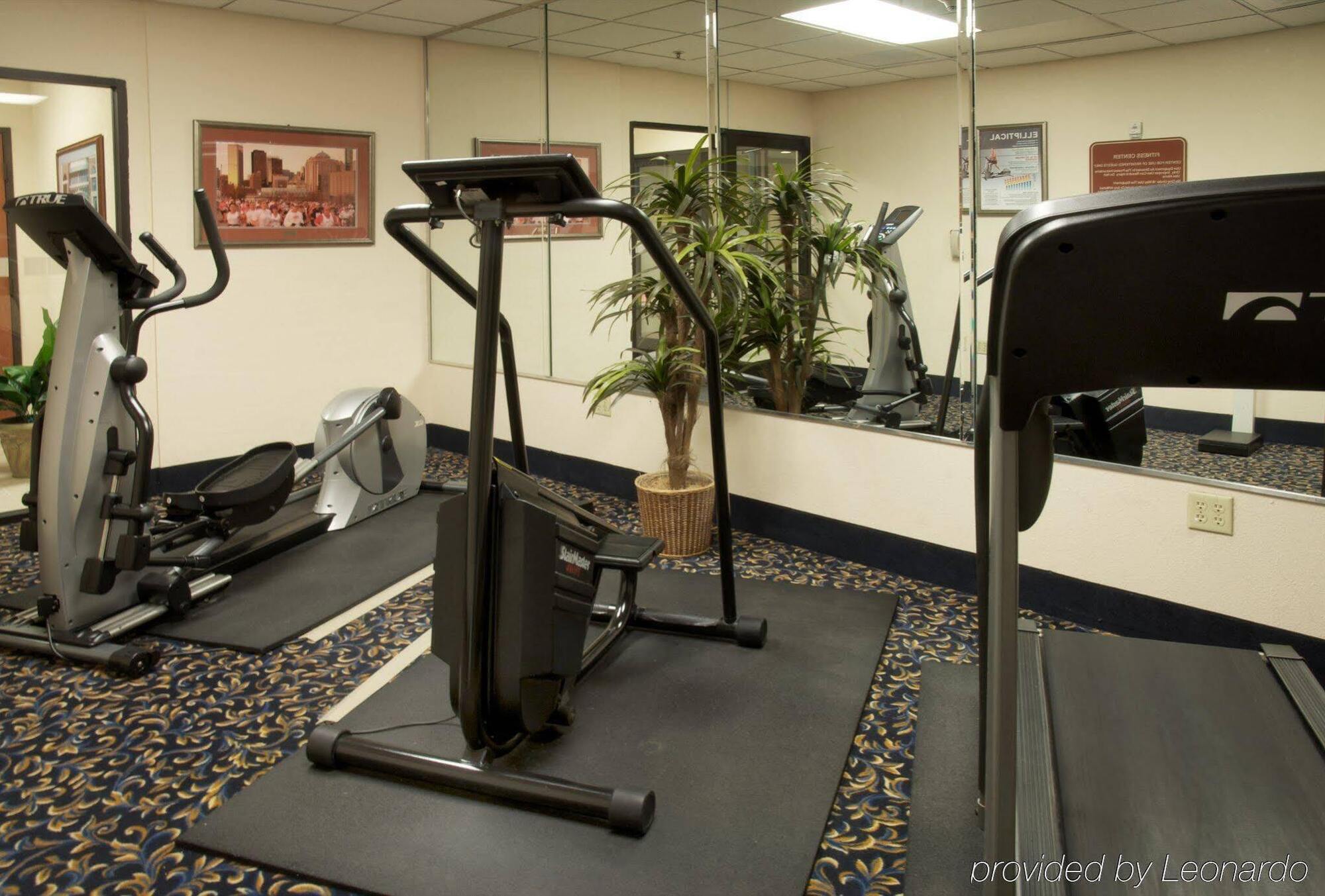 Holiday Inn Express & Suites Houston - Memorial Park Area By Ihg Zewnętrze zdjęcie