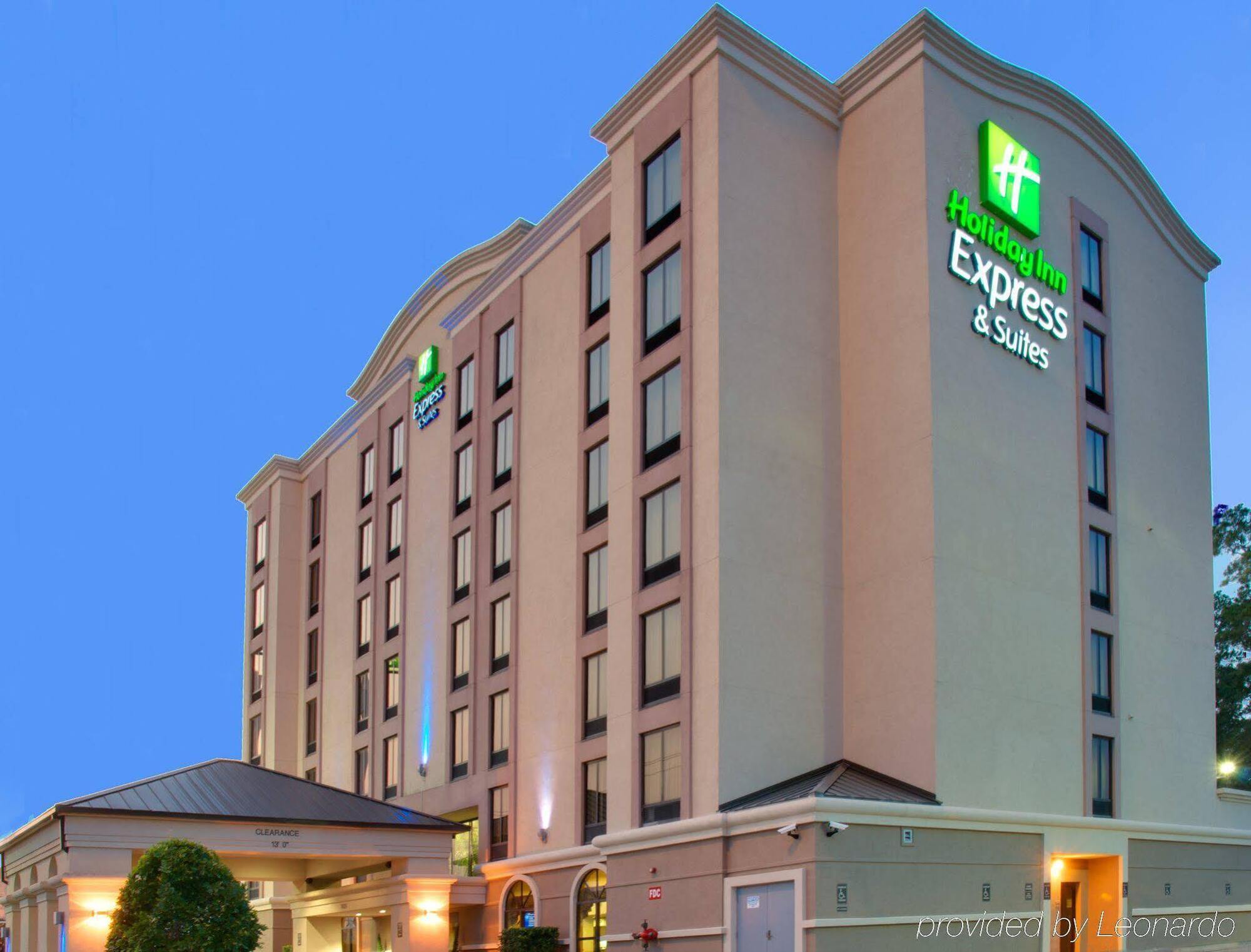 Holiday Inn Express & Suites Houston - Memorial Park Area By Ihg Zewnętrze zdjęcie